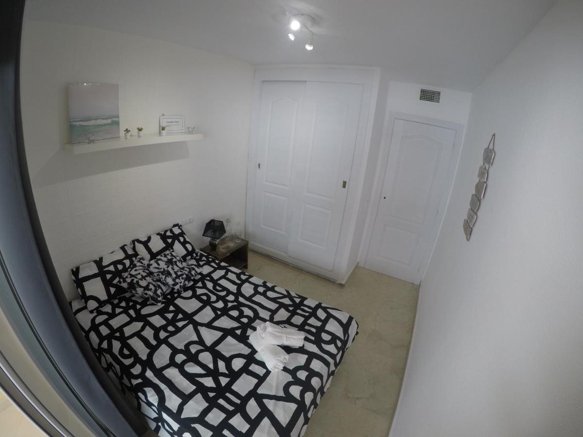 شقة Bonita Y Moderna Habitacion A 300M De La Playa بينالماذينا المظهر الخارجي الصورة